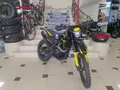 Мотоцикл BSE Z9 Yellow Metallic