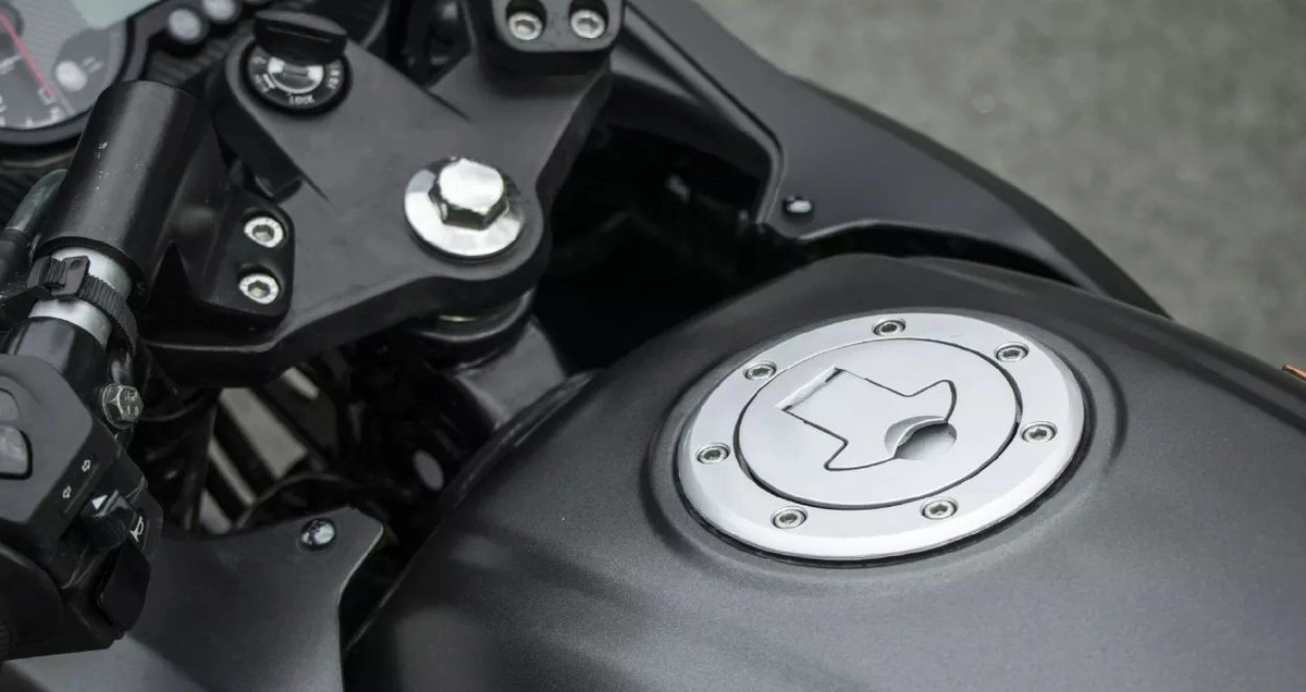 Мотоцикл BAJAJ Pulsar 180