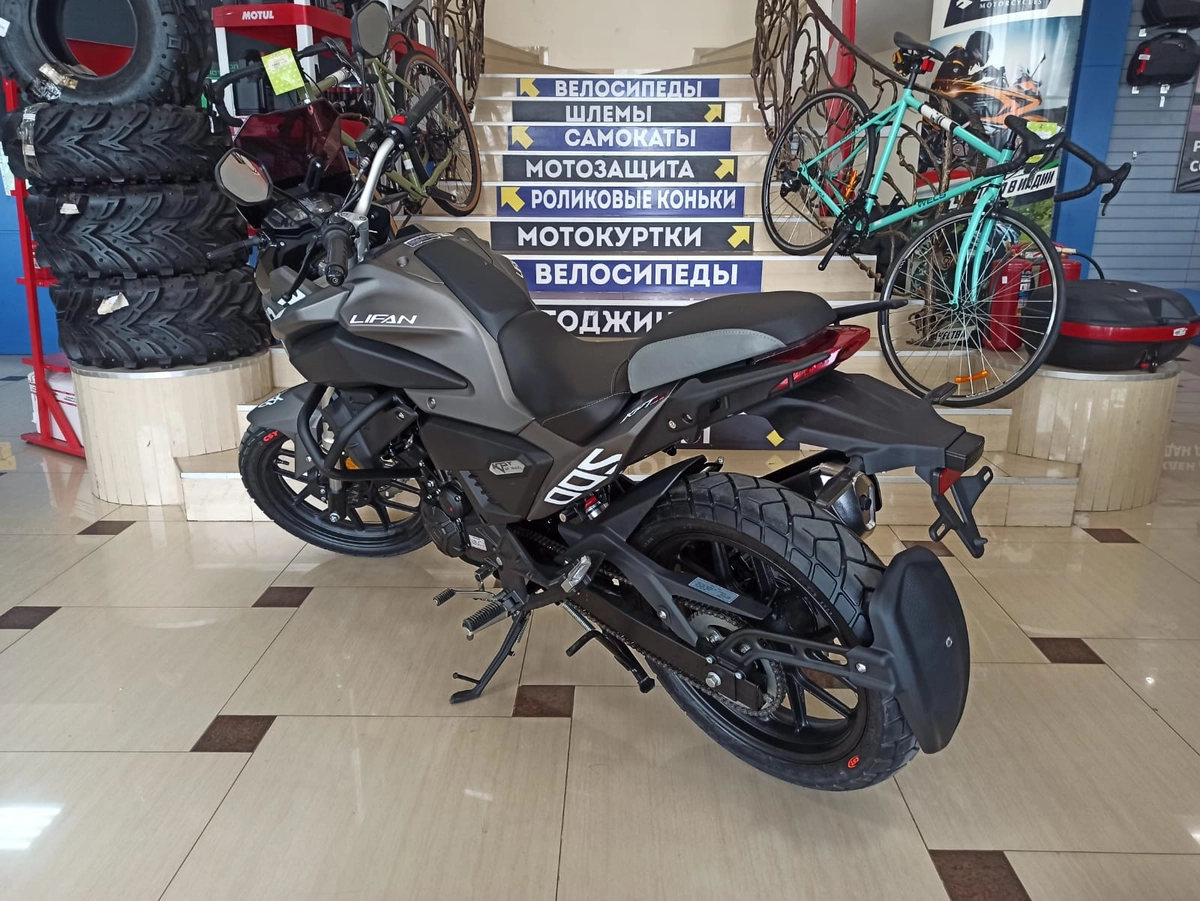 Мотоцикл LIFAN KPT200 (LF200-10D)