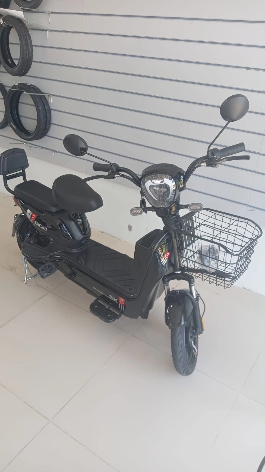 Электроскутер Jin Ying 48V/12Ah/600W