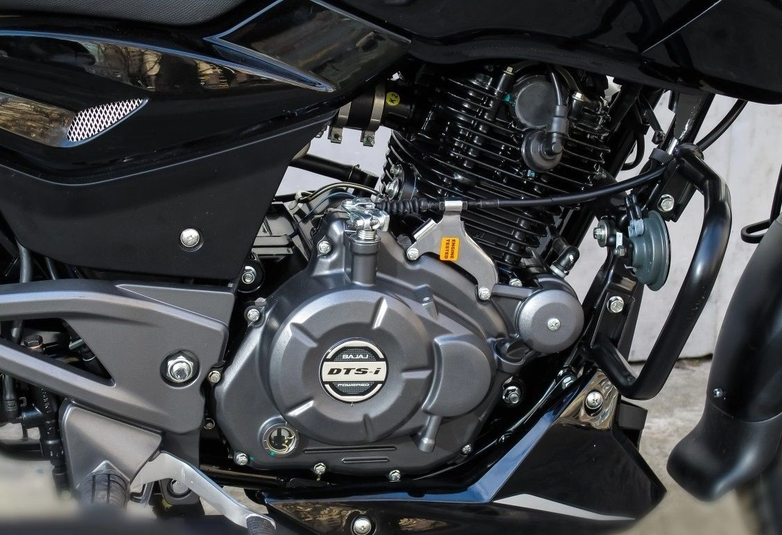 Мотоцикл BAJAJ Pulsar 180