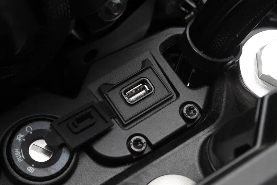 Мотоцикл QJ SRT 800 SX