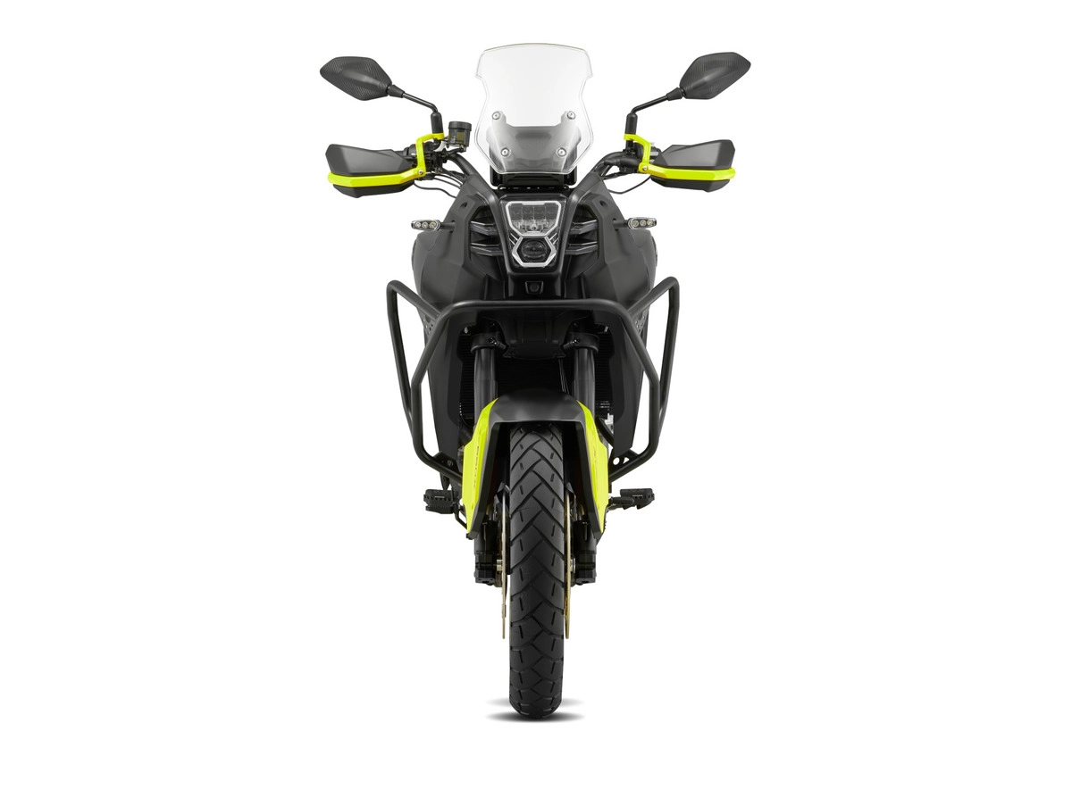 Мотоцикл QJ SVT 650X