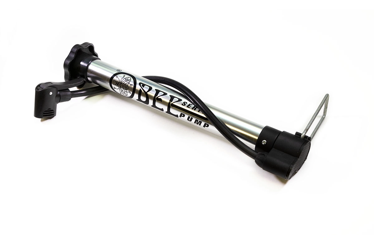 Насос BEE PUMP ручной-напольный,под ниппель AV/FV,30x250мм,алюминий/пластик,серебристый