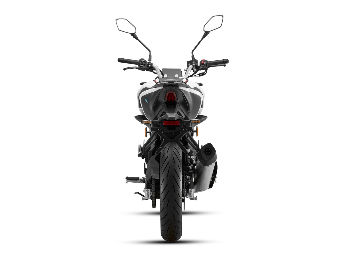 Мотоцикл QJ SRK 125 S