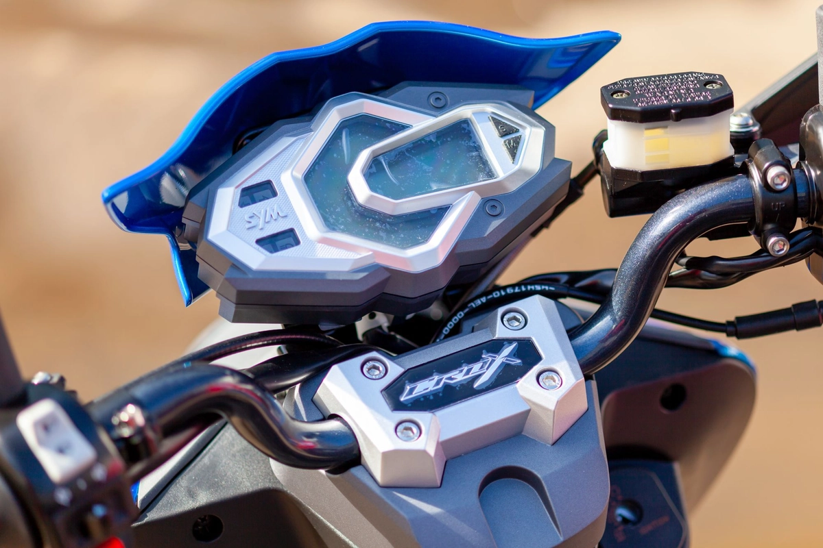 Скутер SYM CROX 125