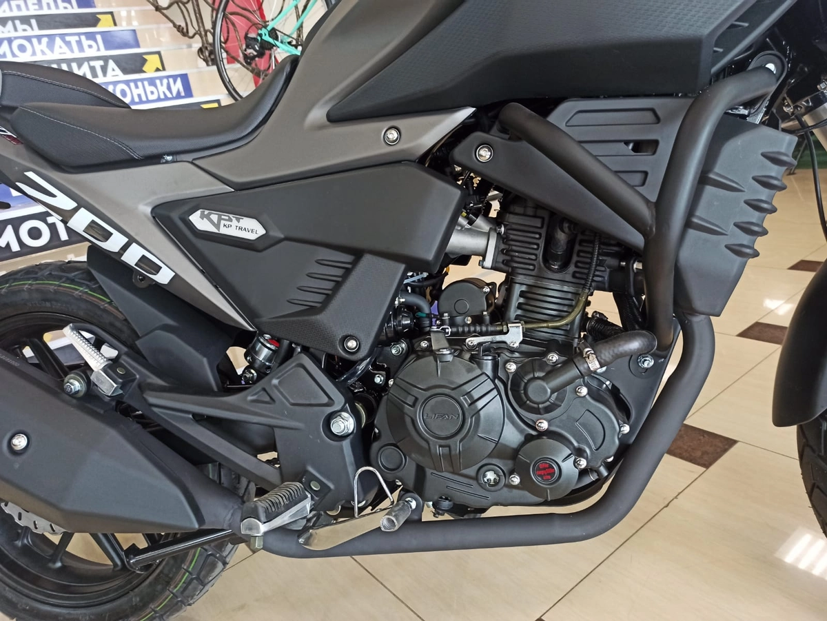 Мотоцикл LIFAN KPT200 (LF200-10D)