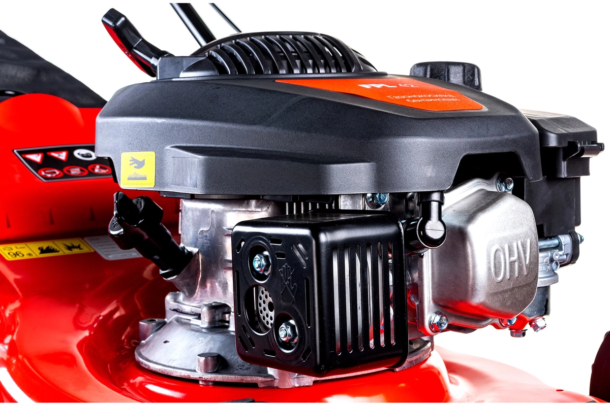 Газонокосилка бензиновая Fubag FPL 42