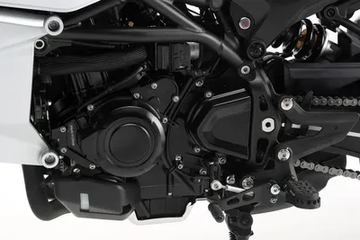 Мотоцикл QJ SRT 800 SX