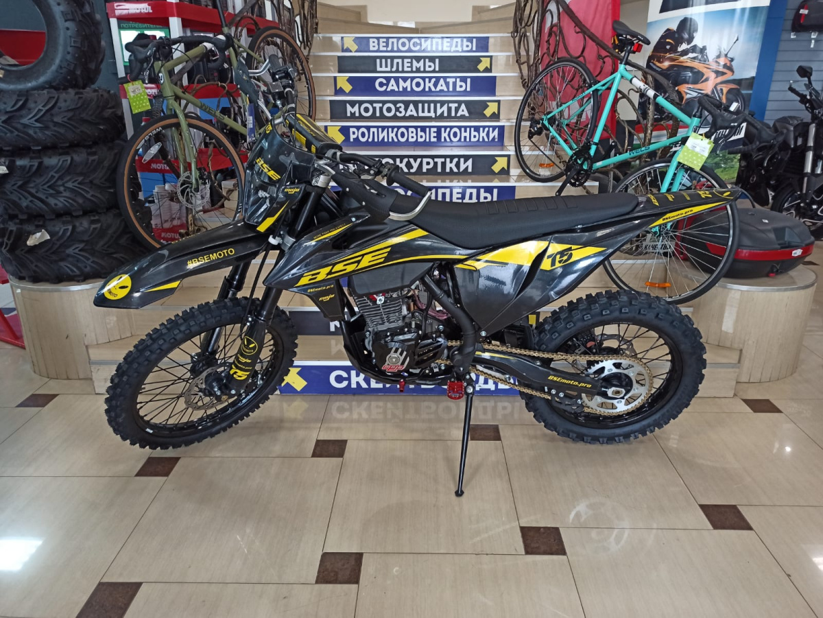 мотоцикл bse t5 twister (015)