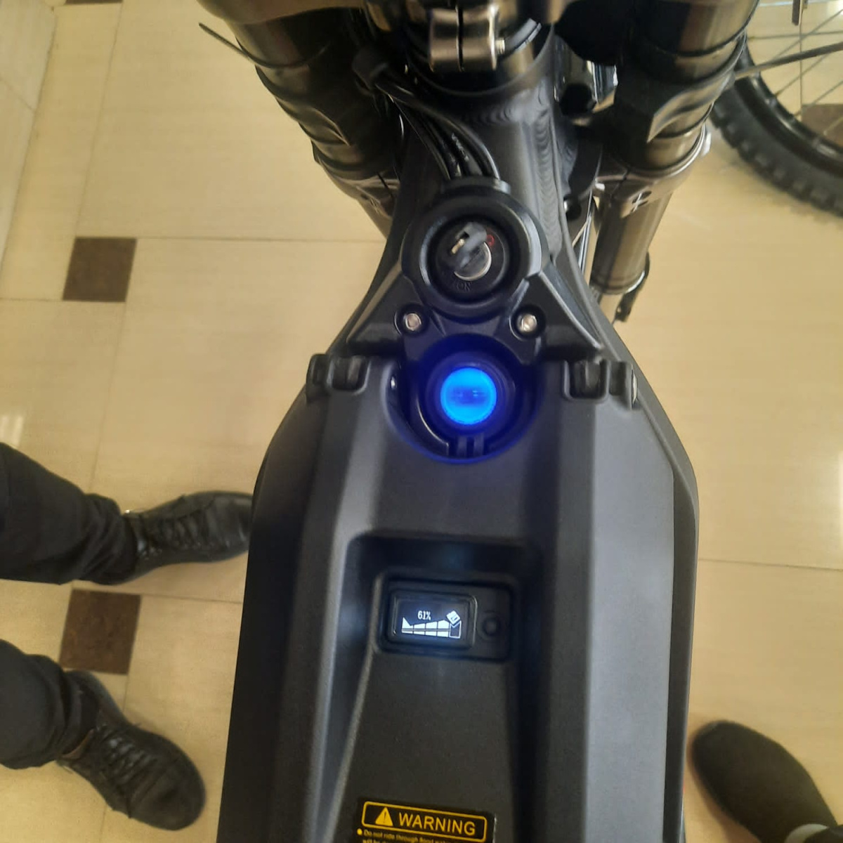 электромотоцикл sur-ron x light bee 60v/40ah акция!