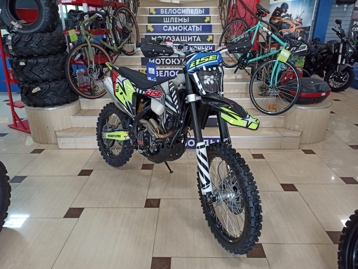 мотоцикл bse t8 twister