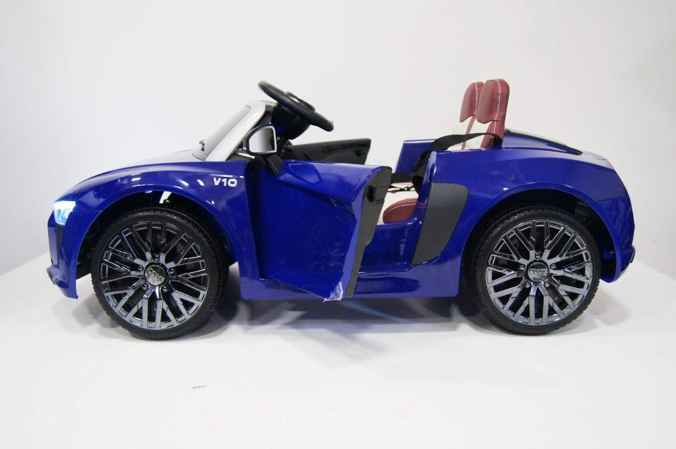 электромобиль детский audi r8