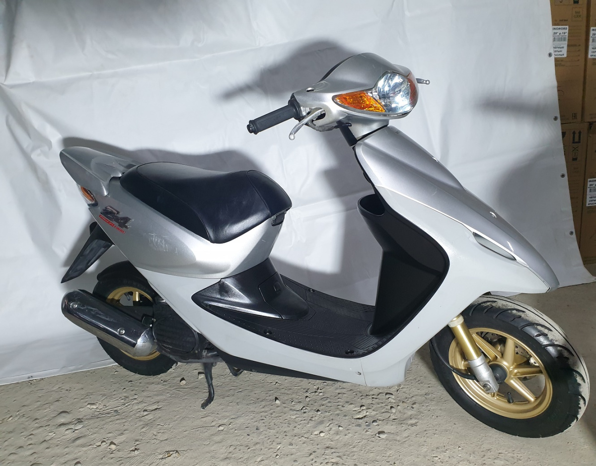 honda dio 50 z4 (af-63)