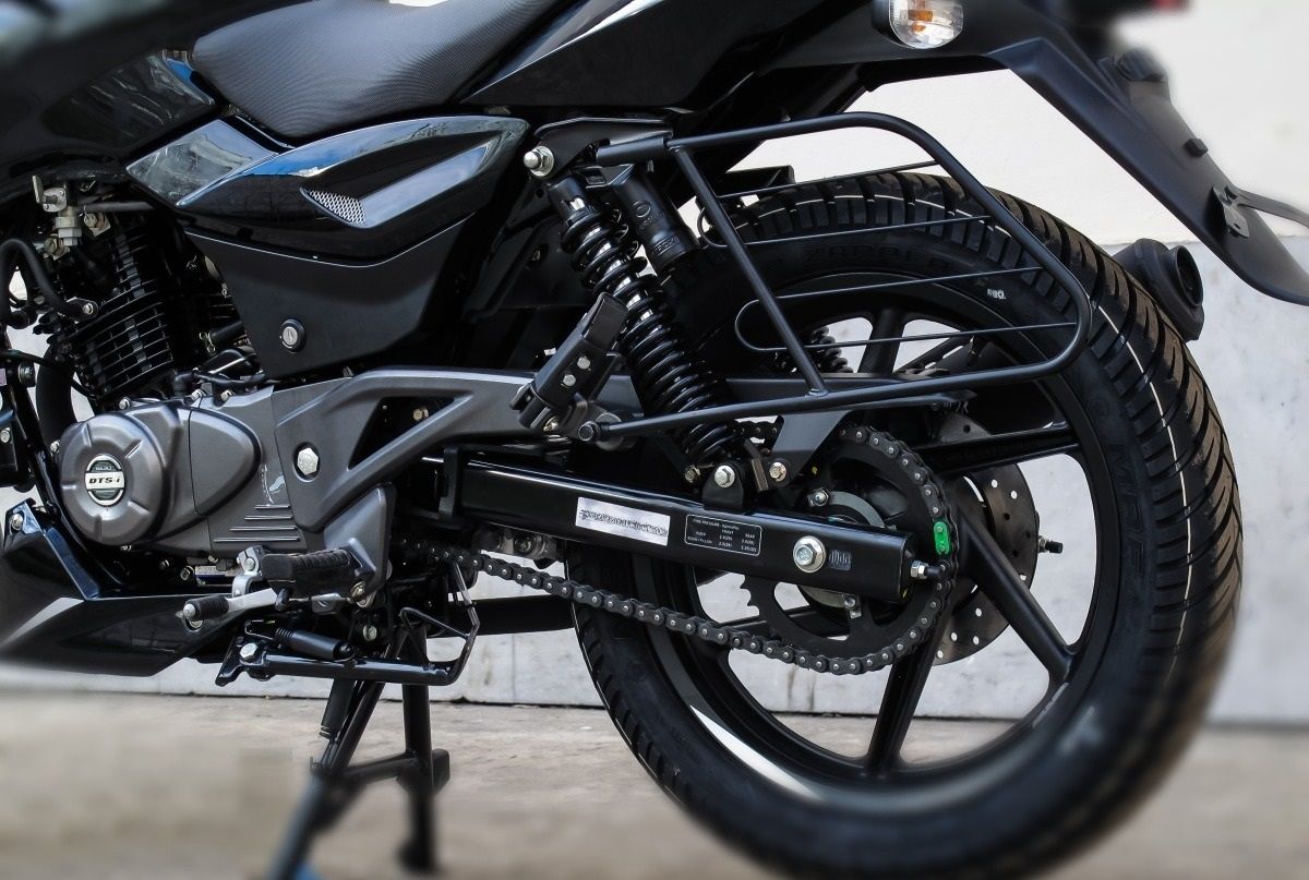 мотоцикл bajaj pulsar 180