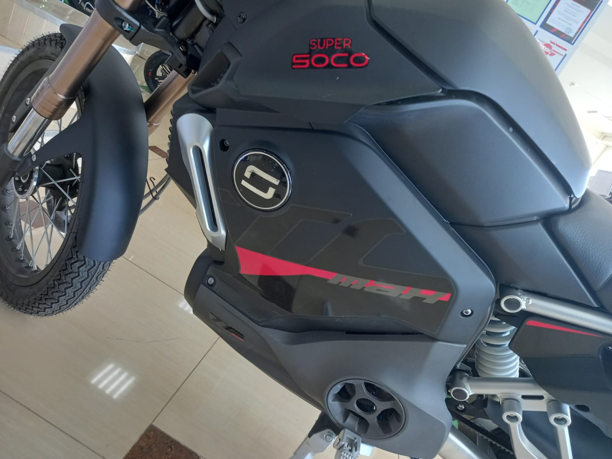электромотоцикл super soco tc max на спицах (2023)