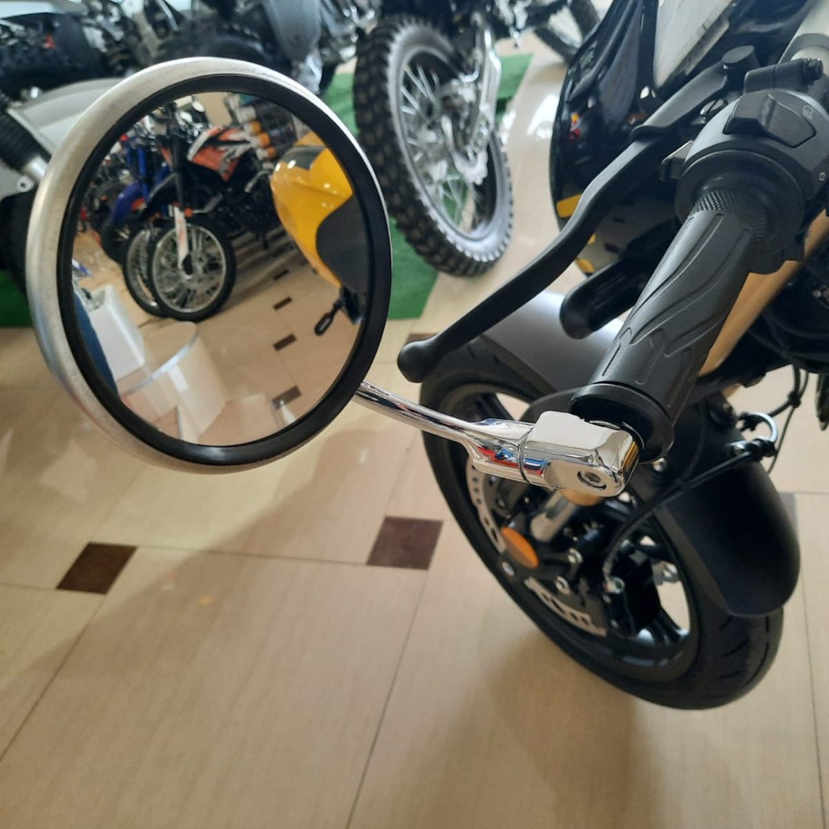мотоцикл voge 300act